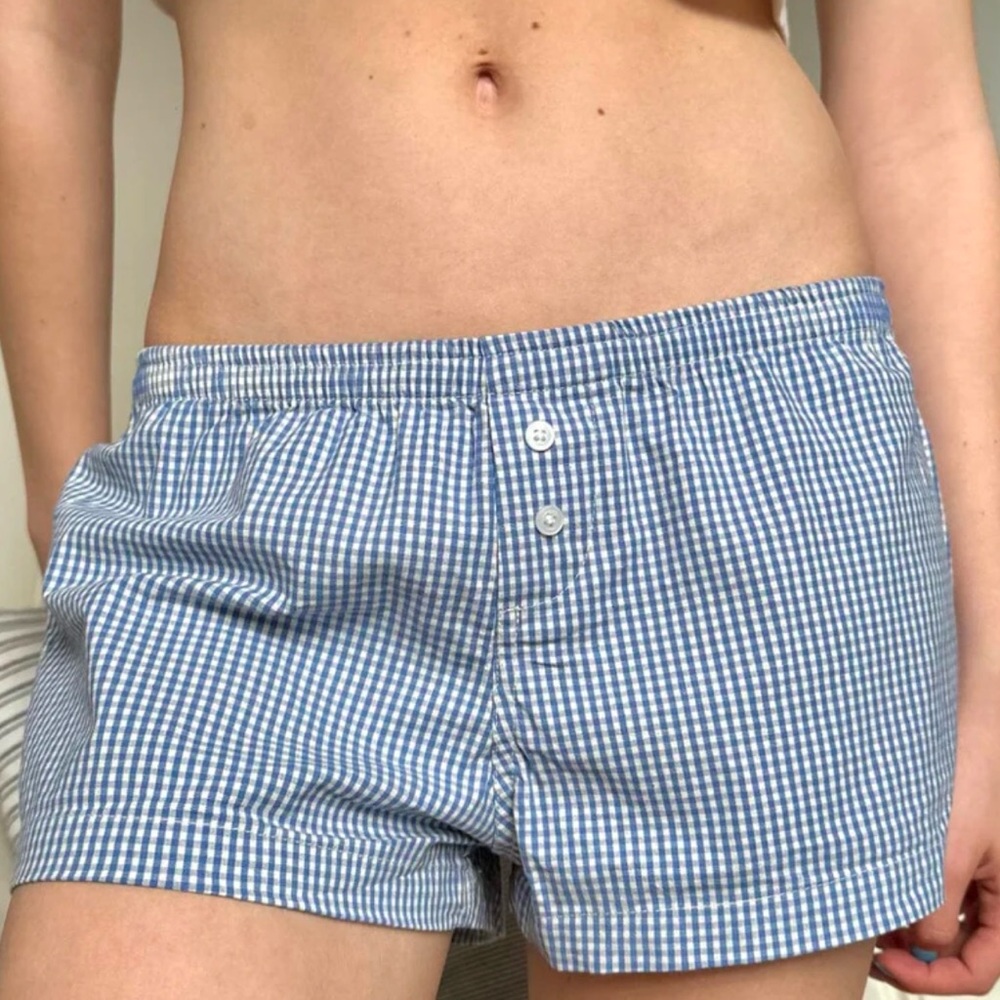 Brandy Melville blue and white shorts
